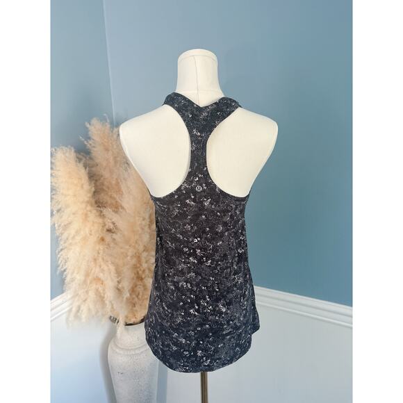 Lululemon Cool Racerback Tank Top Size 8 Black Printed Workout Top - Picture 7 of 9